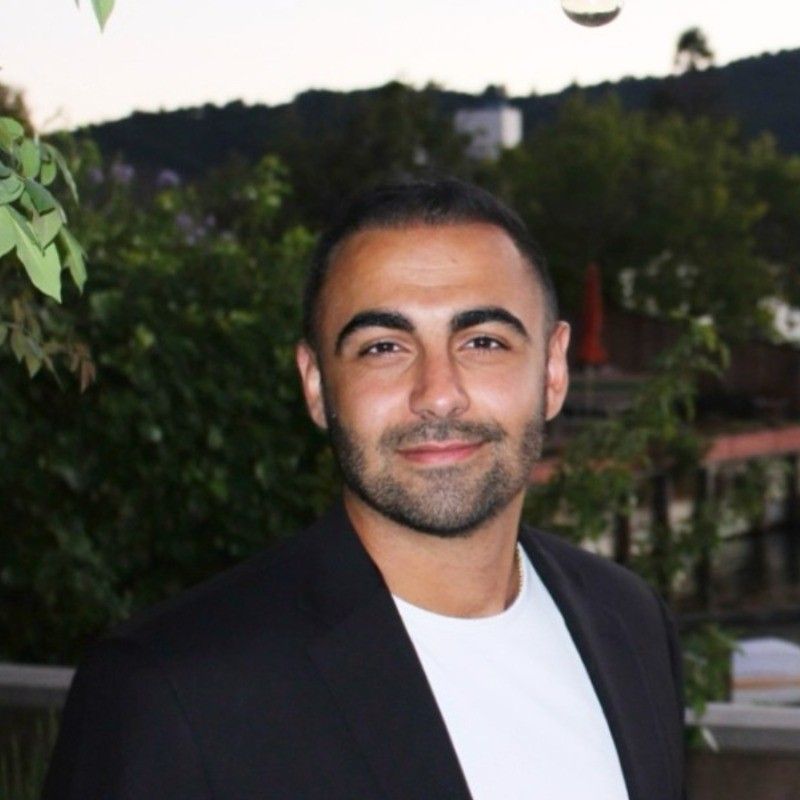Alex Asdourian profile picture