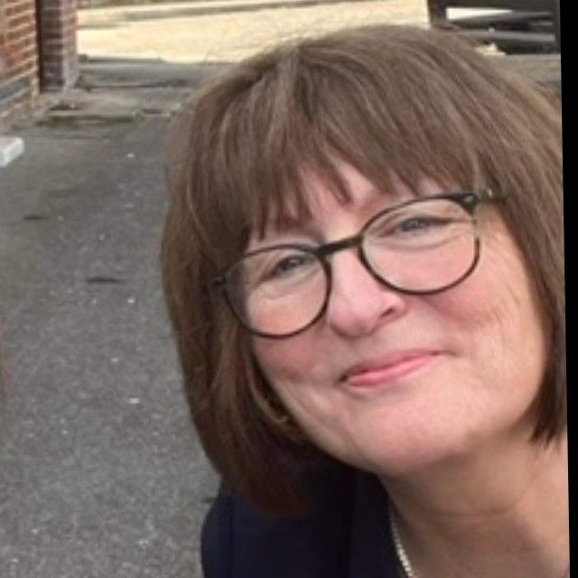 Claire Hartnett profile picture