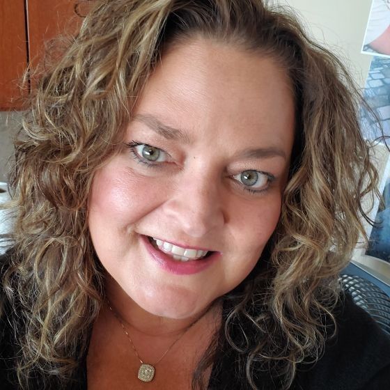 Carrie Bay profile picture