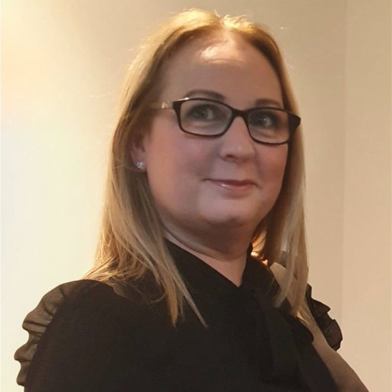 Caroline Davies profile picture