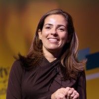 Monica Caldas profile picture