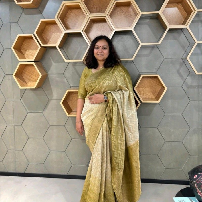 Esha Shah profile picture