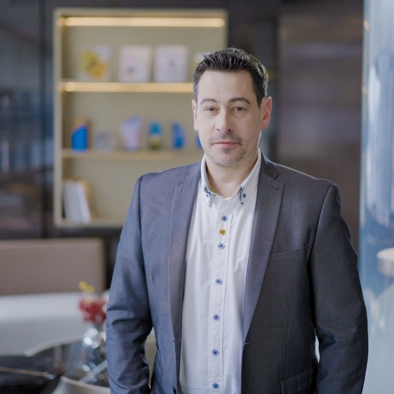 Tim Reid profile picture