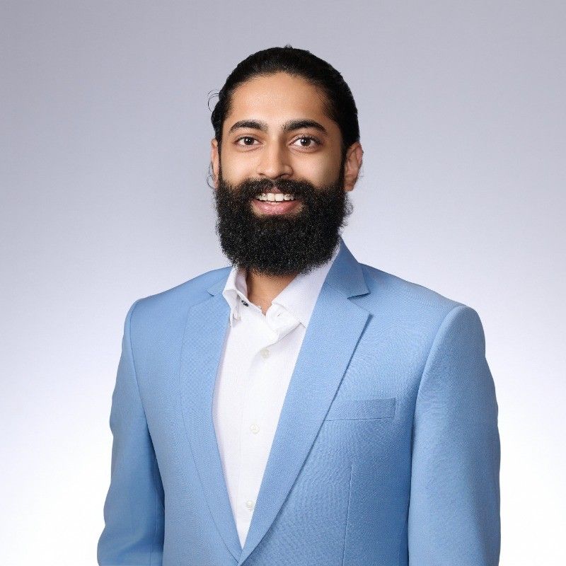 Dhruv Laddha profile picture