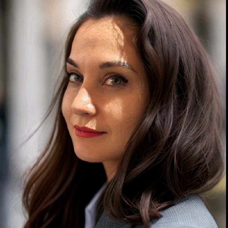 Elina Davydova profile picture