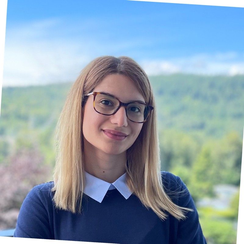 Anahita Hajibabaei profile picture