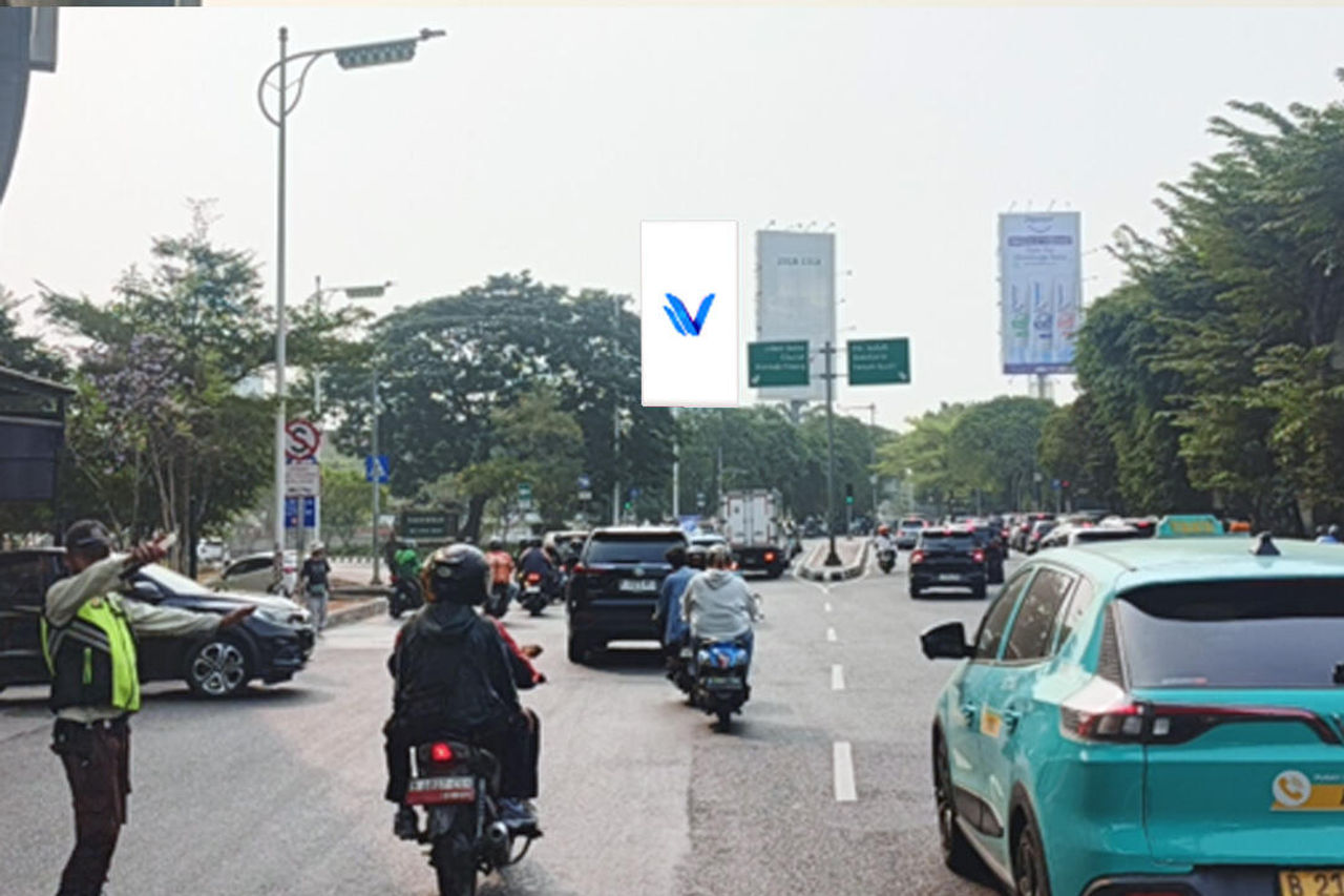 Billboard Jl. RA Kartini, Lebak Bulus, Jakarta Selatan