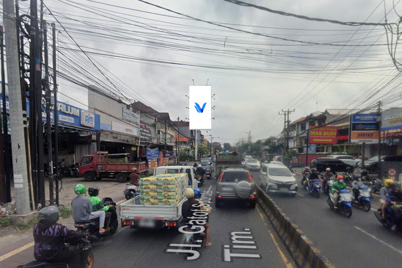 Billboard JL. Gatsu Timur Dekat Mall Gatsu 1 arah Cokro, Ubung | BALI