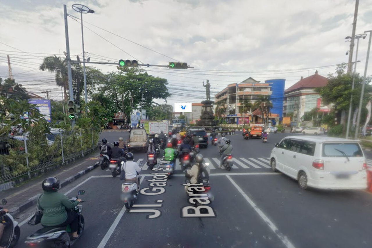 Billboard Jl. Gatot Subroto Tengah No. 3-1 - Denpasar (Simpang Ubung)