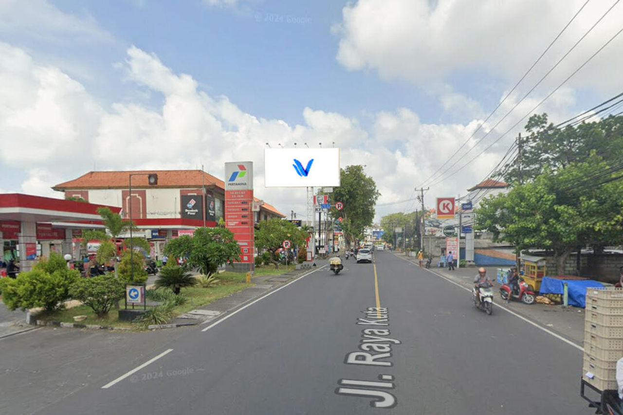 Billboard JL. Raya Kuta 103 SPBU Gelael, Kuta - Badung