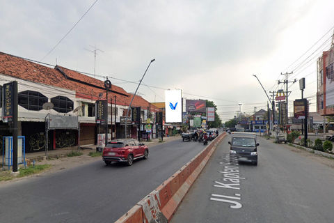 JL. KAPTEN SUDIBYO (LAMPU MERAH PEREMPATAN MALL PASIFIK), TEGAL