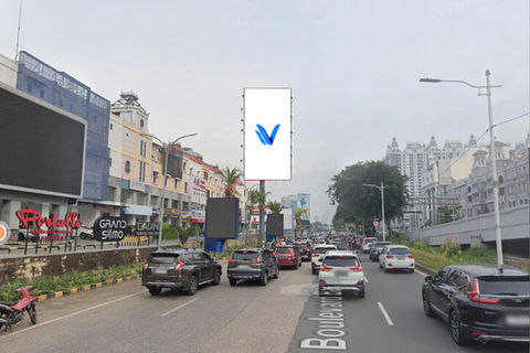JL. BOULEVARD RAYA RUKO INKOPAL (DEPAN HOTEL WHIZ), JAKARTA UTARA