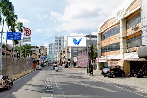 JL. IRIAN BARAT, MEDAN