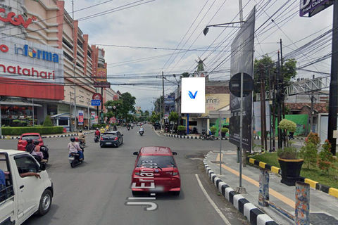 JL. HAYAM WURUK (DEPAN KEDIRI MALL) KOTA KEDIRI