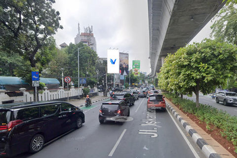 JL PRAPANCA RAYA (PEREMPATAN PRAPANCA, DEKAT KANTOR WALIKOTA), JAKARTA SELATAN