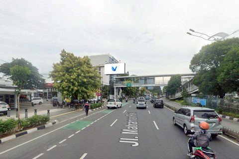 JL. MATRAMAN RAYA (DEPAN TOKO BUKU GRAMEDIA), JAKARTA TIMUR