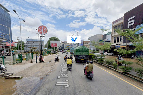 MEDIAN JL. TANJUNGPURA DEPAN RAMAYANA MALL, PONTIANAK
