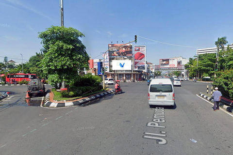 JL. PEMUDA PEREMPATAN ALUN ALUN KOTA SEMARANG