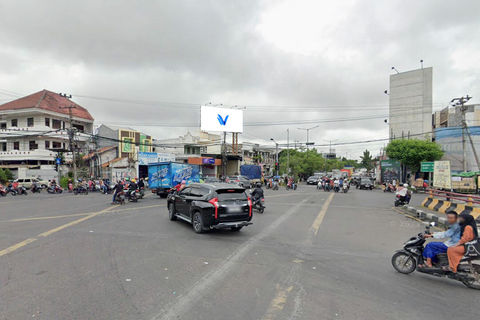 PEREMPATAN JL. KENJERAN, SURABAYA