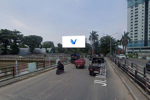 GERBANG PANTAI INDAH KAPUK, JAKARTA UTARA