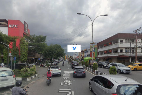 MEDIAN JL. GAJAH MADA DEPAN KFC, KALIMANTAN BARAT - PONTIANAK