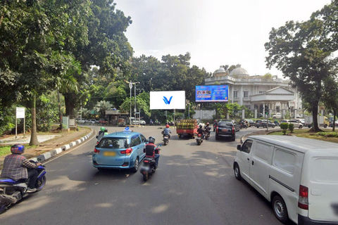 JL. GEDUNG HIJAU RAYA (BUNDARAN PONDOK INDAH), JAKARTA SELATAN