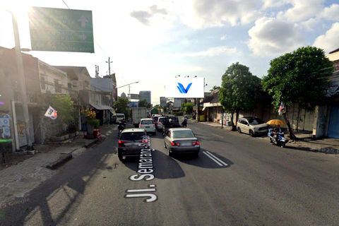 JL. AHMAD YANI, PEREMPATAN NGEMPLAK, SOLO