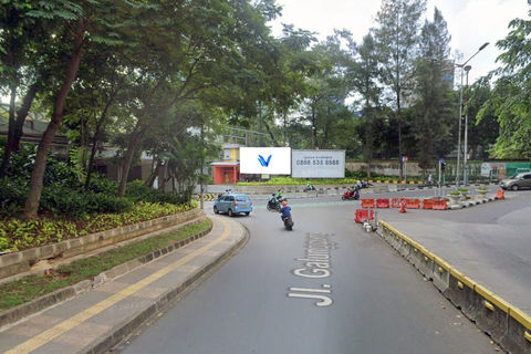 JL. GALUNGGUNG (DEKAT GEDUNG LANDMARK), JAKARTA SELATAN