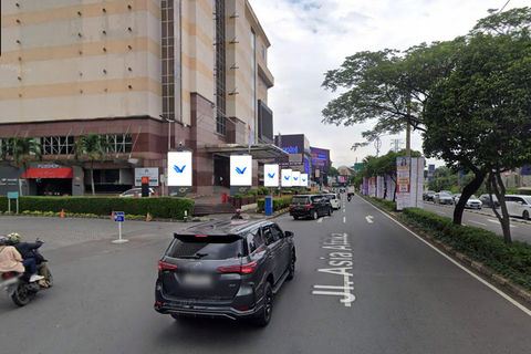 JL. ASIA AFRIKA (SENAYAN TRADE CENTER), JAKARTA PUSAT