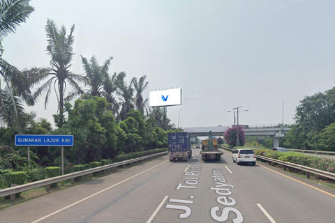 TOL SEDYATMO KM. 30 + 457 A (BANDARA SOEKARNO HATTA), JAKARTA BARAT