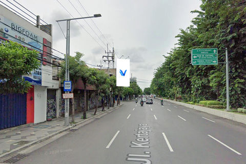 PEREMPATAN JL. KERTAJAYA - JL. DHARMAWANGSA, SURABAYA