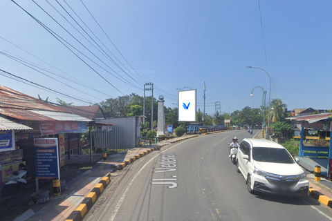 JL ANDI AKHMAD /JL VETERAN, TOMARUNDUNG, WARA BAR, PALOPO