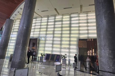LOBBY MENARA BCA, JAKARTA PUSAT