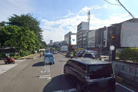 JL. SULTAN ISKANDAR MUDA (DEKAT GANDARIA CITY), JAKARTA SELATAN