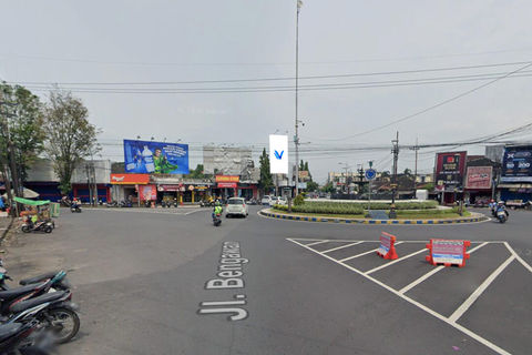 JL. JAWA (BUNDARAN DPRD) KAB. JEMBER