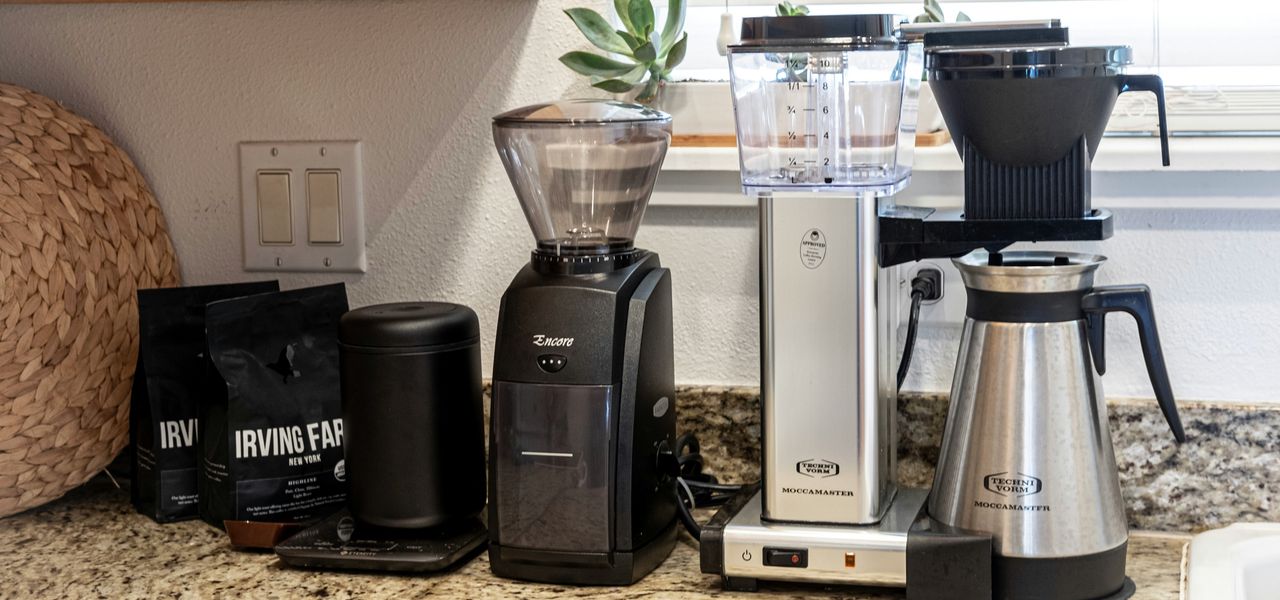 black and gray blender