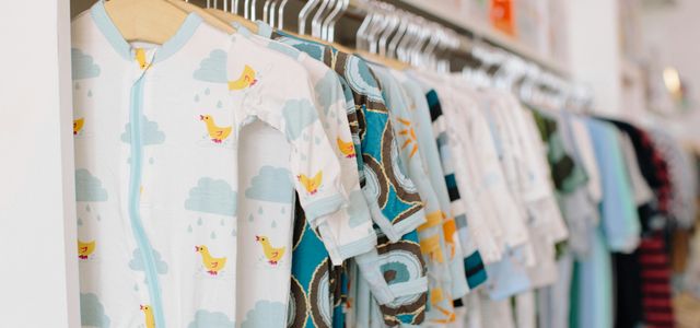 white and blue floral crew neck t-shirt