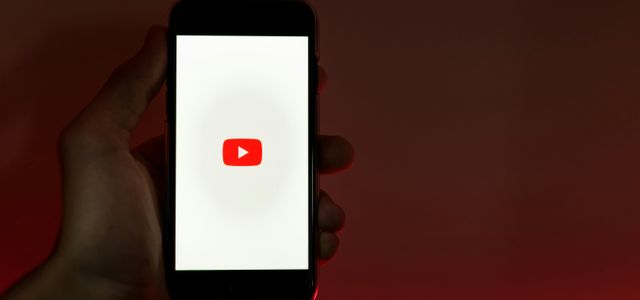 Youtube in smartphone