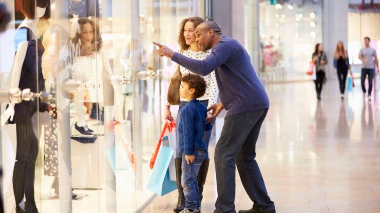 Inflation expectations stabilize, though consumer confidence drops in USA