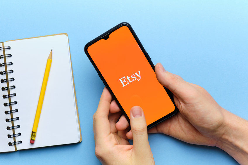 Etsy announces layoff as it’s ‘operating in challenging environment’