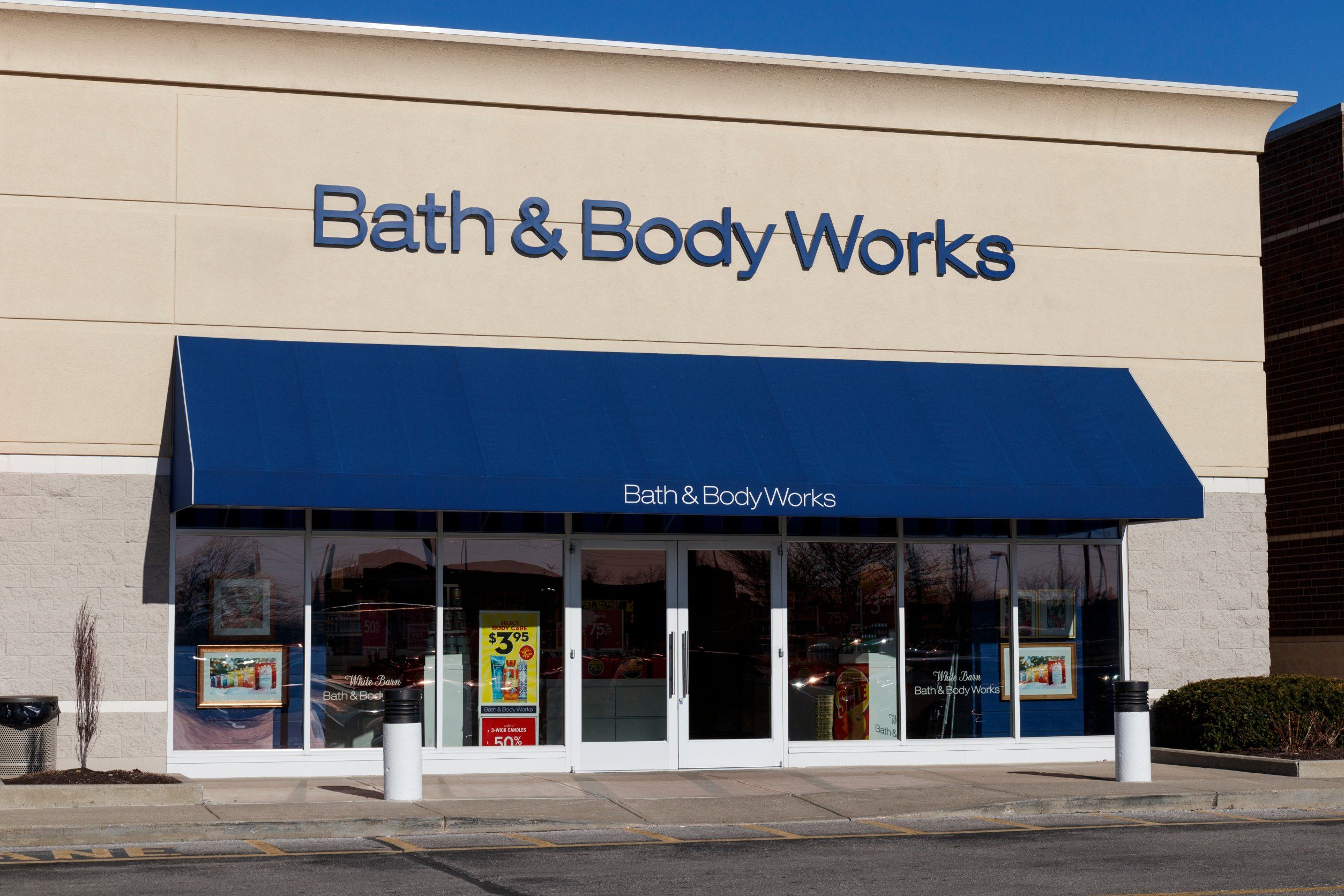 Scent of trouble? Bath & Body Works forecasts disappointing year amid economic headwinds