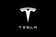 El precio de las acciones de Tesla cae después de que los reguladores soliciten un retiro del mercado de 158,000 vehículos