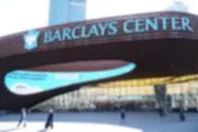 Lloyds vs Barclays: Which is a better Bank stock buy?