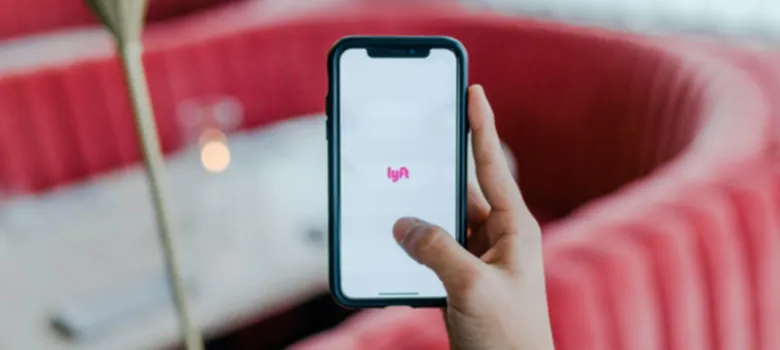 Lyft CEO is stepping down: a reason to buy Lyft shares?