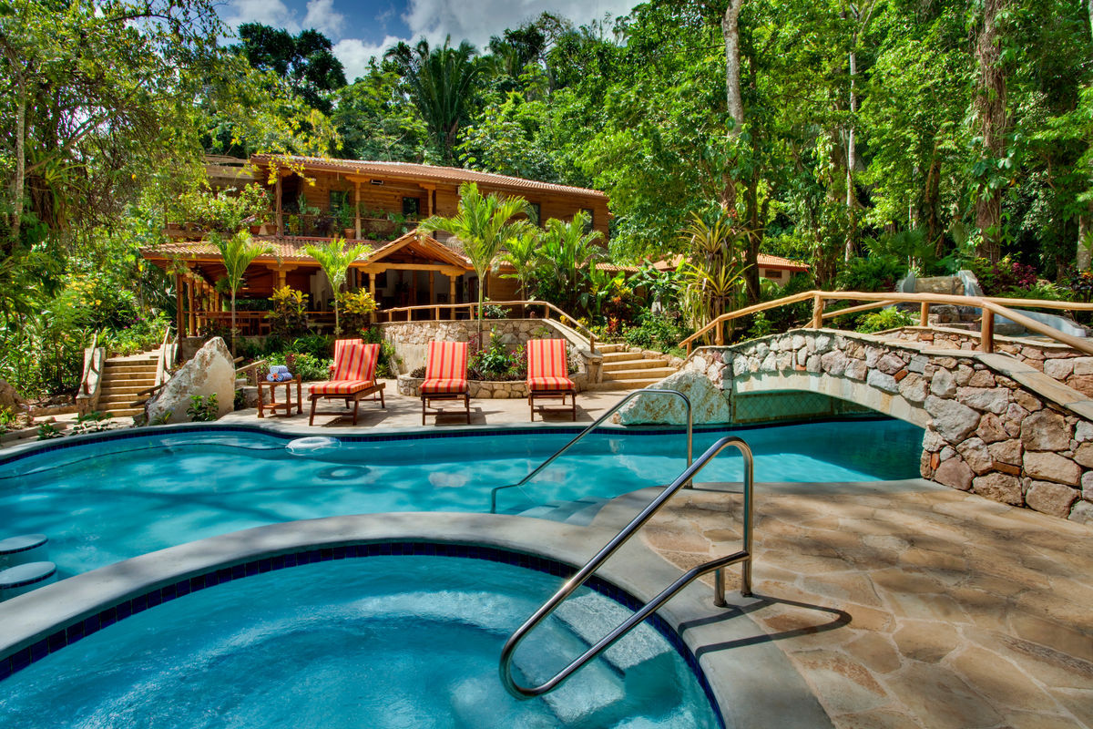 overview of Caves Branch Jungle Lodge