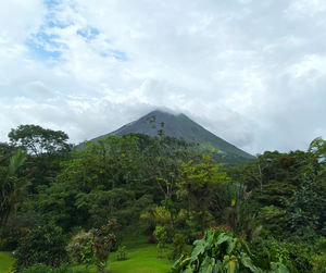 arenal volcano