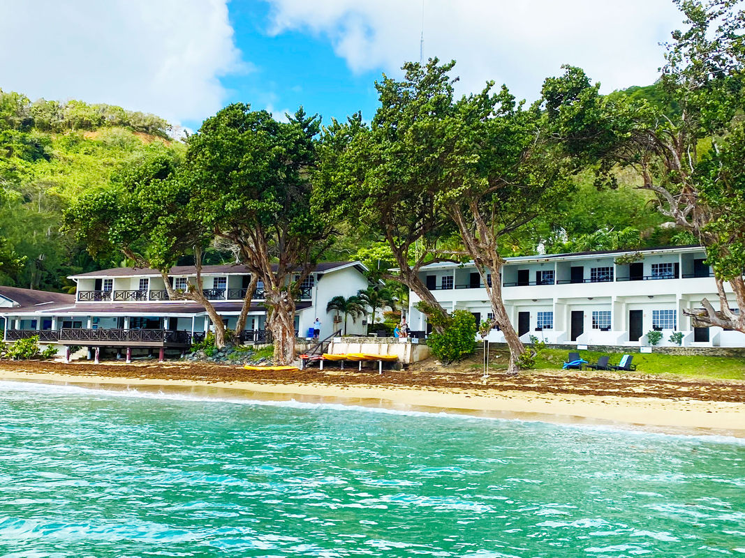 overview of Blue Waters Inn