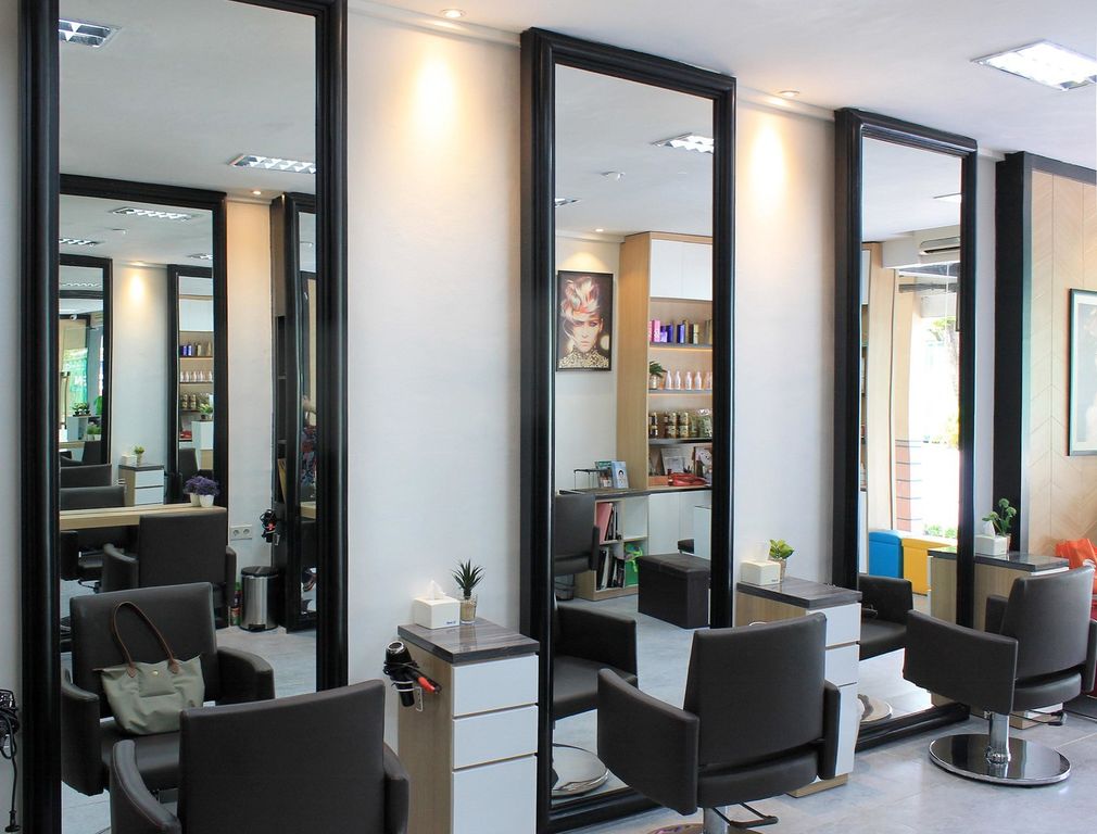 Etienne Hairdressing Graha Famili