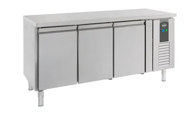 CombiSteel 7450.0116 600 Refrigerated Counter 3 Doors