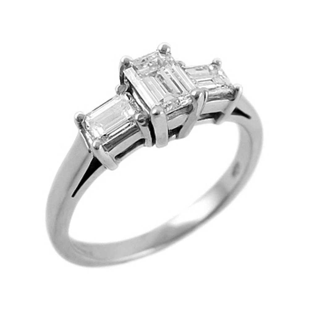  3 STONE DIAMOND RING€3,140.0018k white gold 3st emerald cut diamond ringDETAILSCarat: centre diamond 0.33cts /side 2 diamonds total 0.46cts